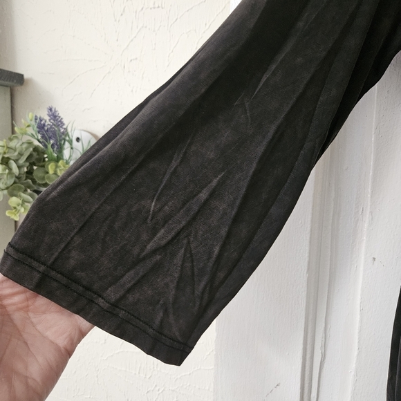 POL Women's Oversized Long Sleeve Black Mineral Wash Dress Size Small Boho - Picture 5 of 8